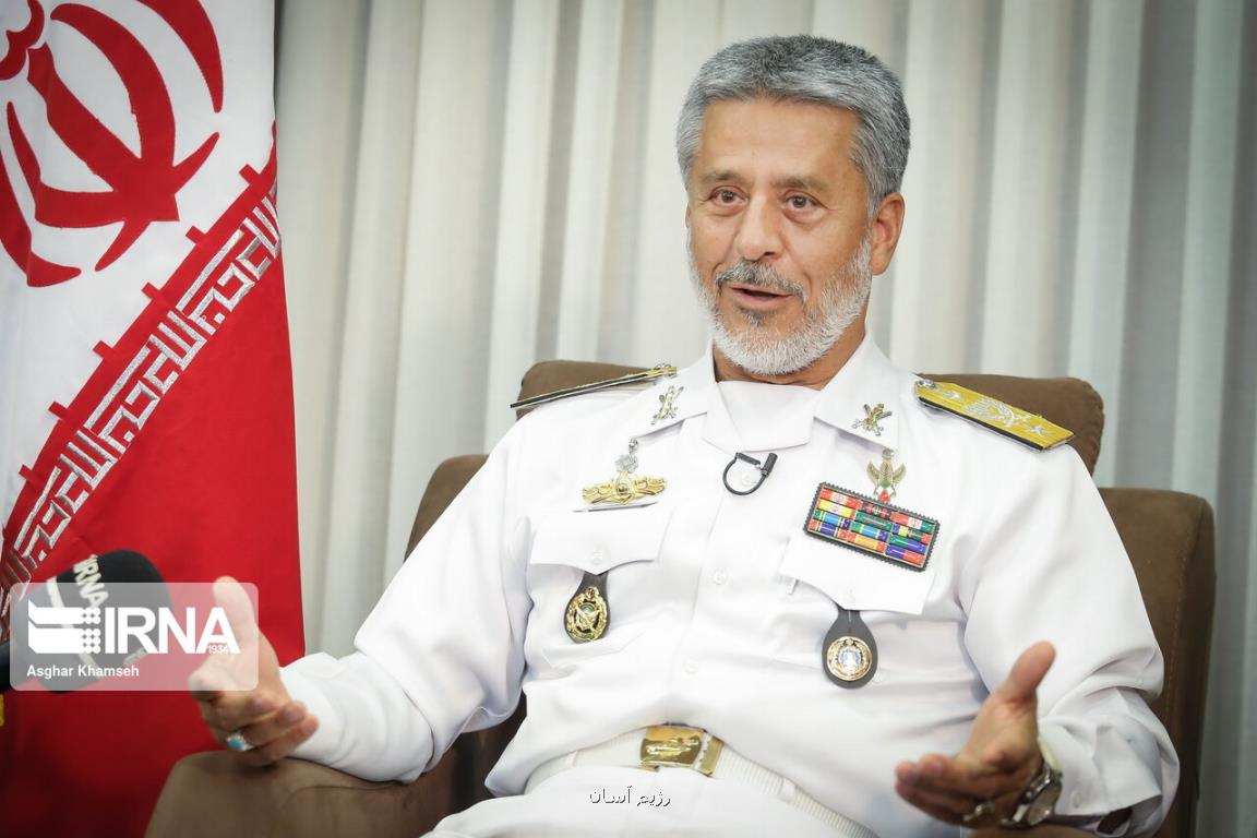 کادر درمان نماد ایثار و فداکاری هستند