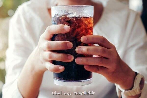 هشدار وزارت بهداشت در رابطه با مصرف نوشابه های انرژی زا در هوای گرم