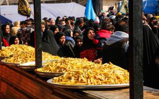 سالم ترین تغذیه زائرین پیاده، ضرورت نوشیدن مایعات كافی