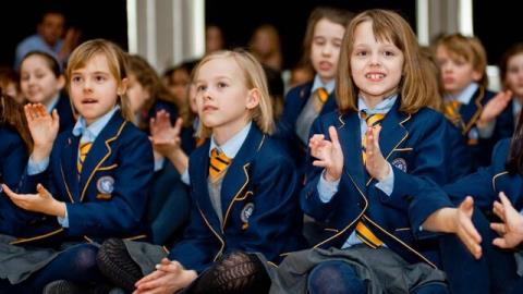 افزایش زمان تعطیلی مدارس مسكو به خاطر تشدید شیوع ویروس كرونا